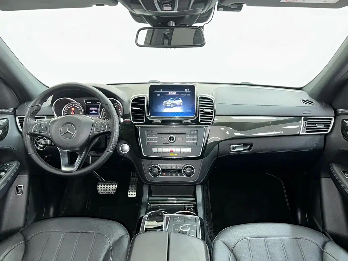 Mercedes-Benz GLE 2019 GLE 400 (Parallel Import) — миниатюра 17