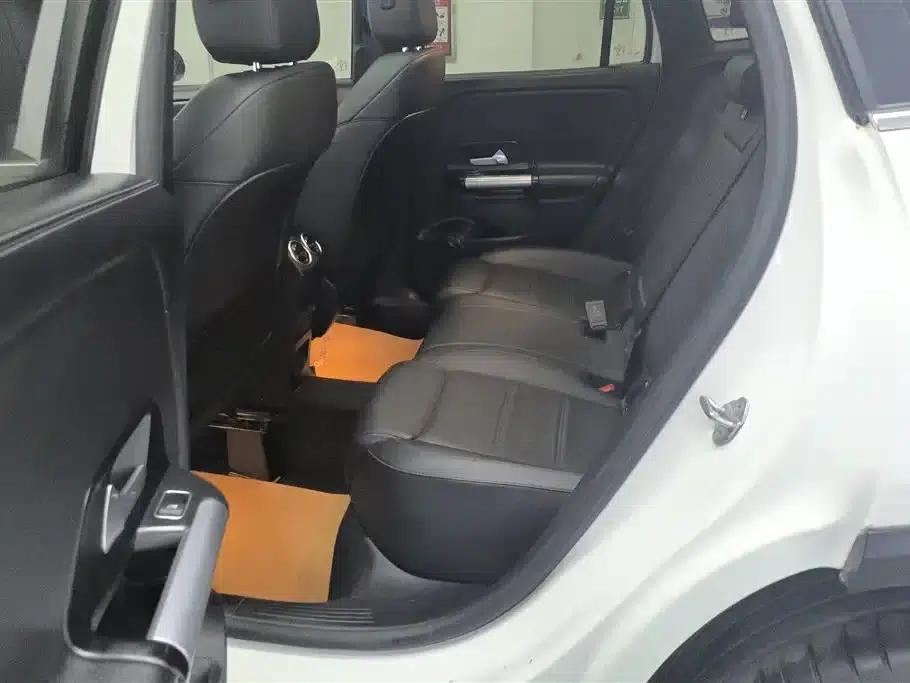 2020 Mercedes-Benz GLA 200 — миниатюра 11