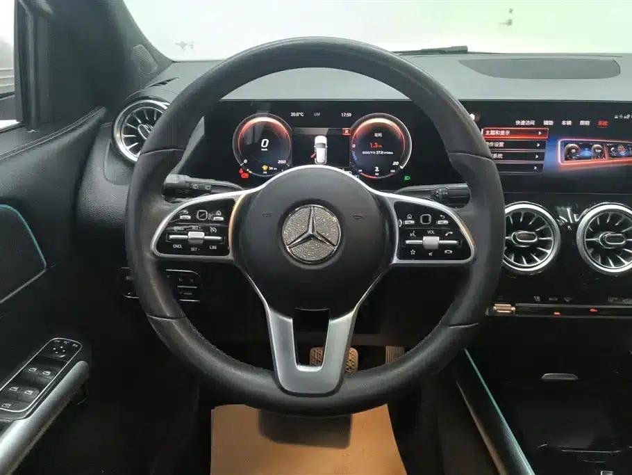 2020 Mercedes-Benz GLA 200 — миниатюра 15