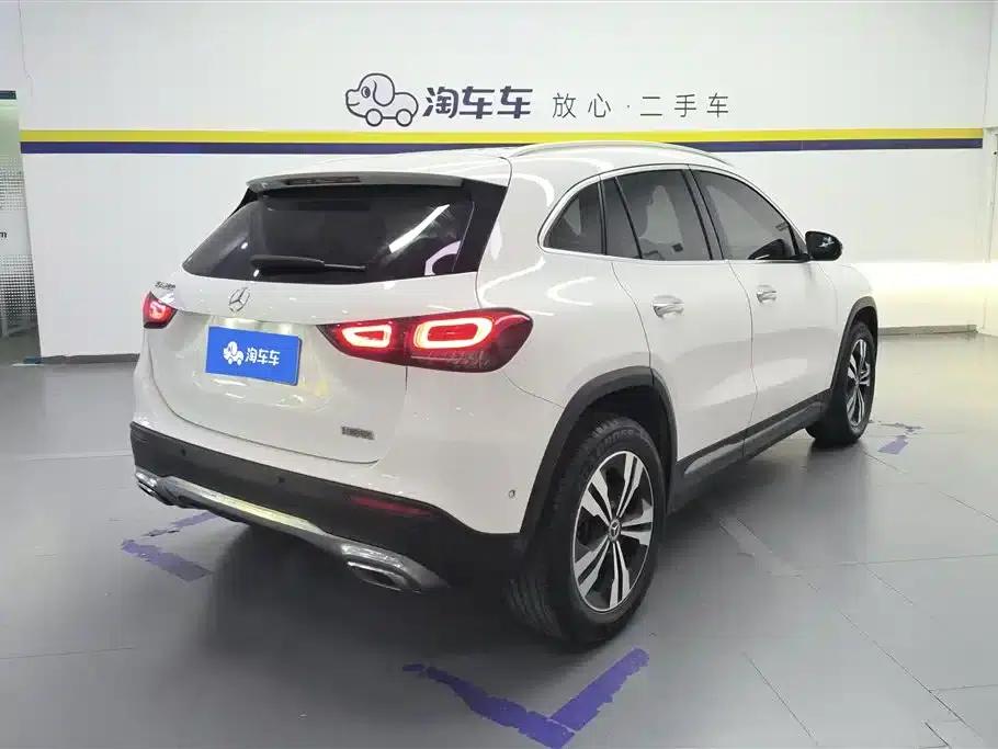 2020 Mercedes-Benz GLA 200 — миниатюра 3