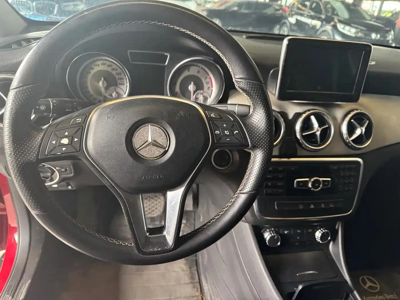2015 Mercedes-Benz GLA 200 Dynamic — миниатюра 7