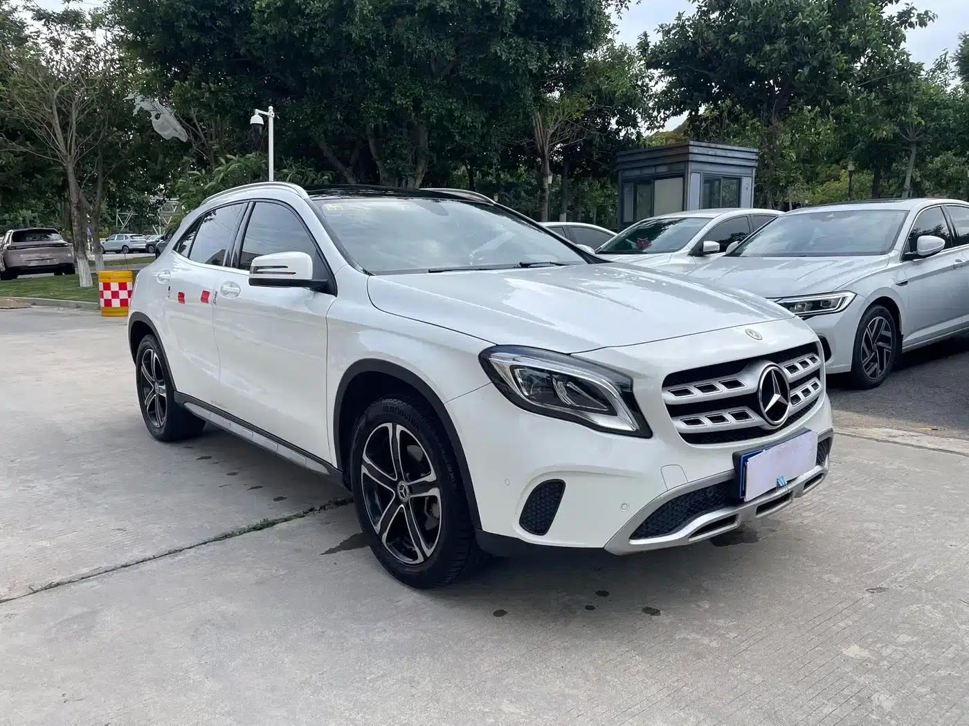 2018 Mercedes-Benz GLA 200 Fashion Edition — миниатюра 2