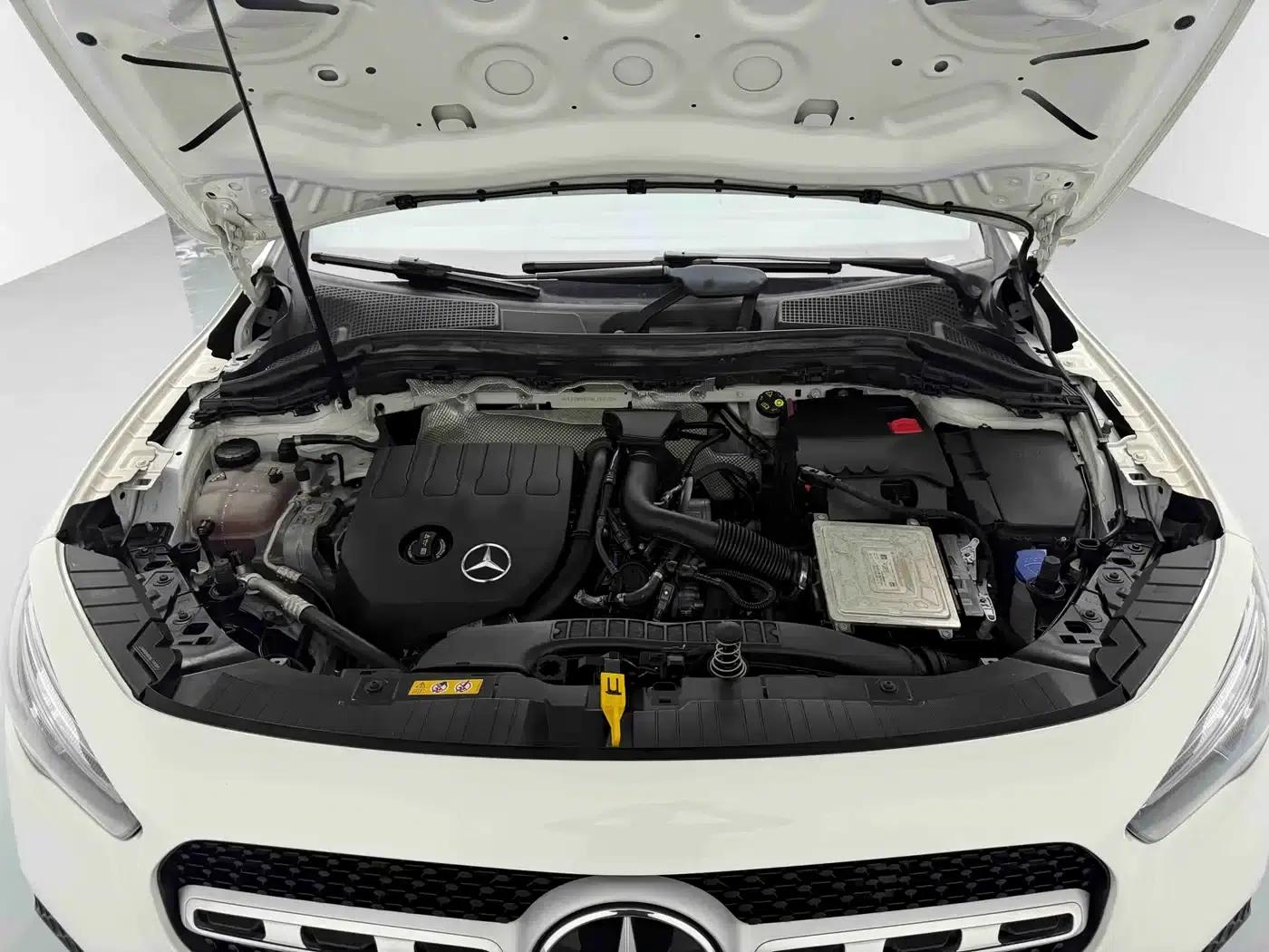2022 Mercedes-Benz GLA 200 — миниатюра 11