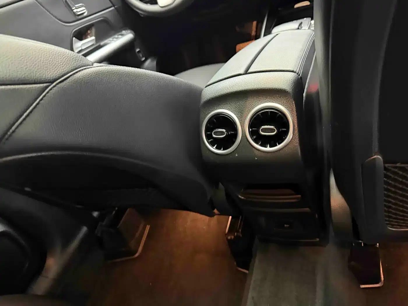 2022 Mercedes-Benz GLA 200 — миниатюра 4