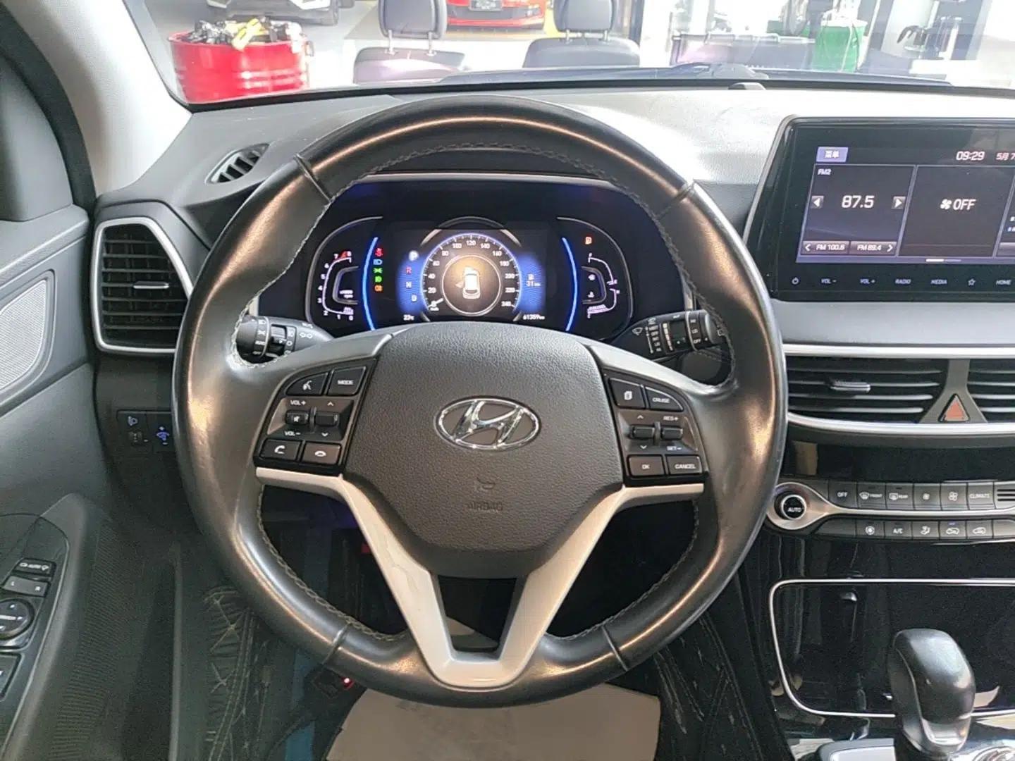 Hyundai Tucson 2020 280TGDi Two-Wheel-Drive GLS Fashion Edition China VI Standard — миниатюра 14