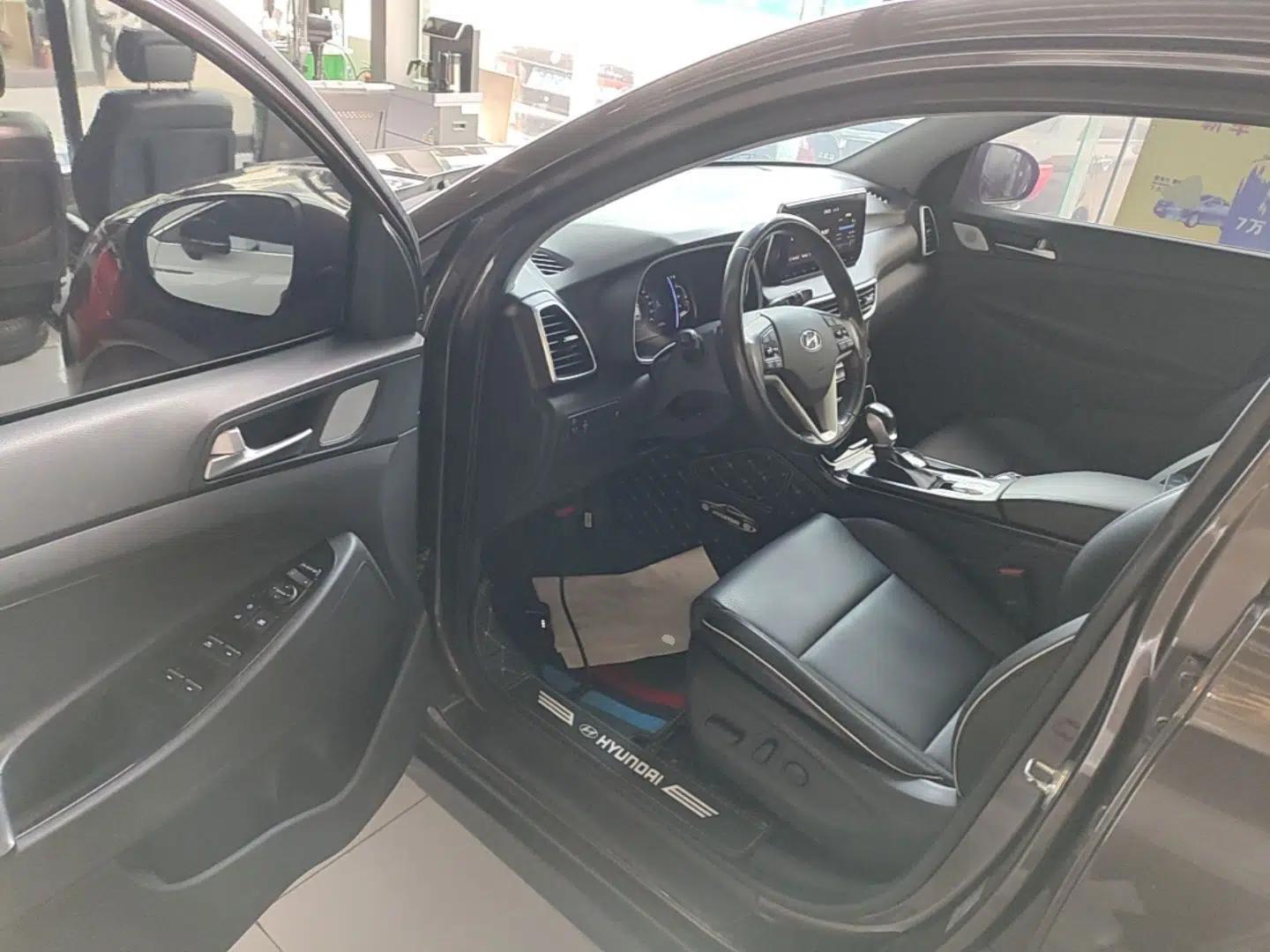 Hyundai Tucson 2020 280TGDi Two-Wheel-Drive GLS Fashion Edition China VI Standard — миниатюра 19