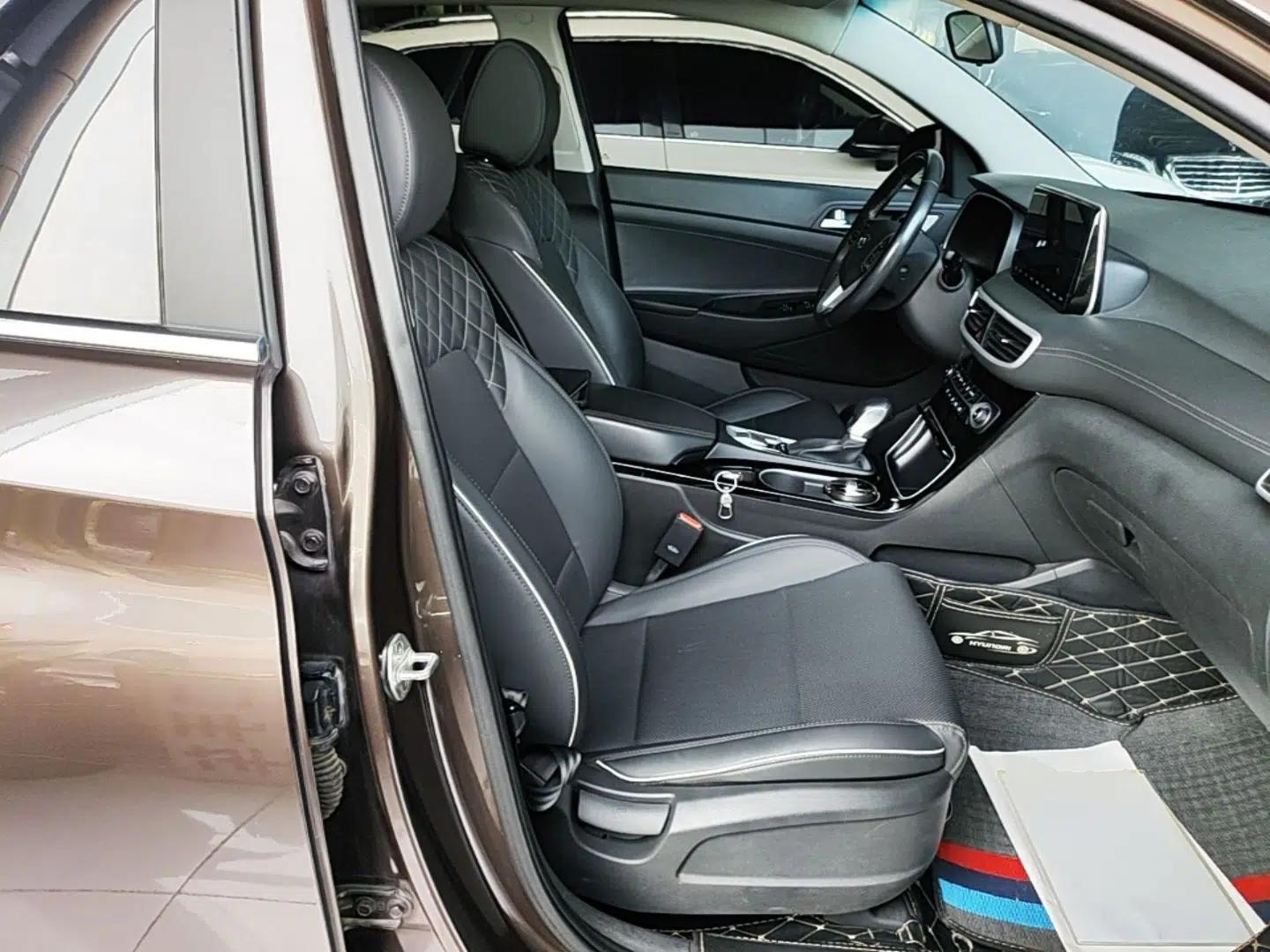 Hyundai Tucson 2020 280TGDi Two-Wheel-Drive GLS Fashion Edition China VI Standard — миниатюра 23