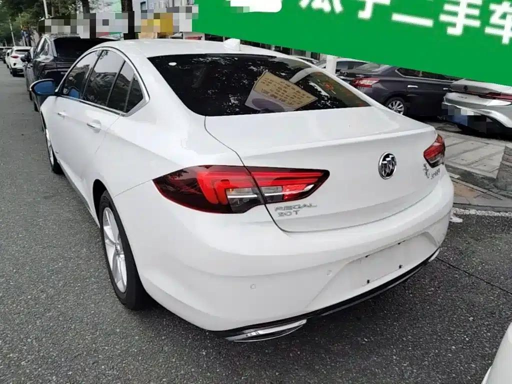 Buick Regal 2017 20T Elite — миниатюра 5