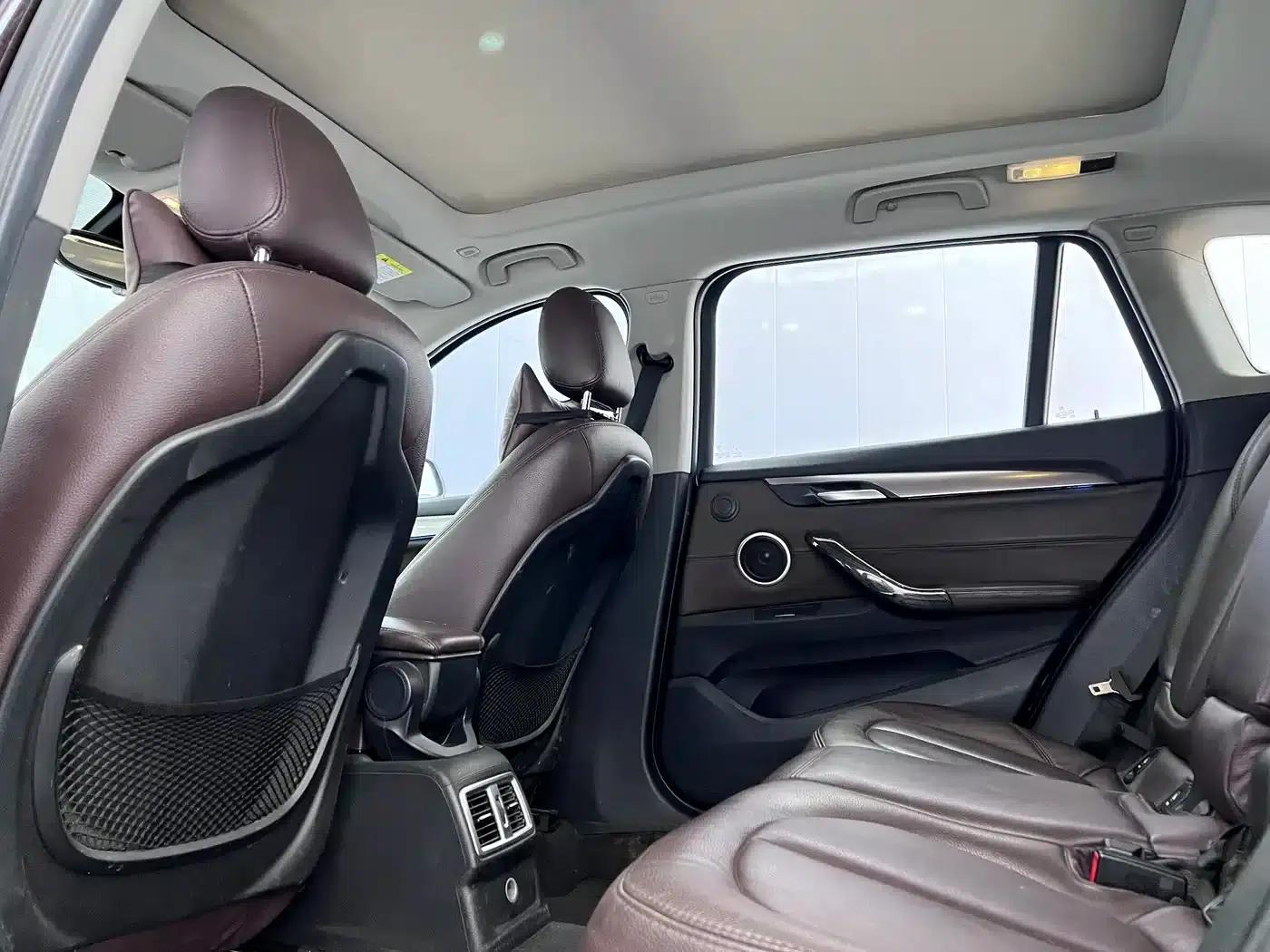 BMW X1 2016 sDrive18Li Fashion Edition — миниатюра 8