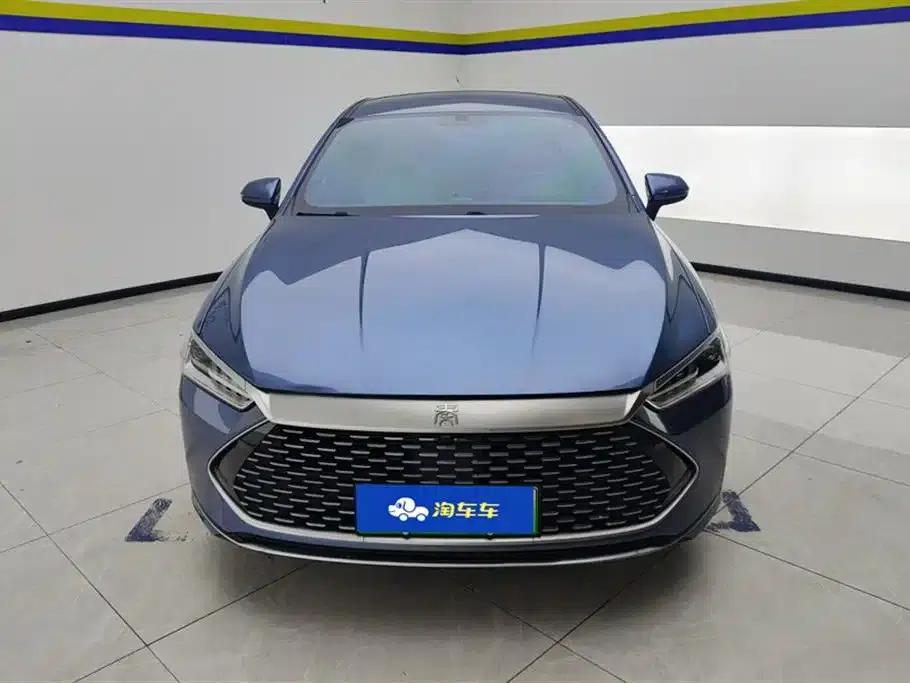 Qin PLUS 2024 Glory Edition DM-i 55KM Leading Model — миниатюра 2