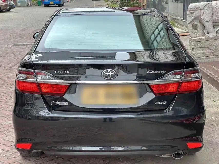 Toyota Camry 2016 2.0G 10th Anniversary Leading Edition — миниатюра 3
