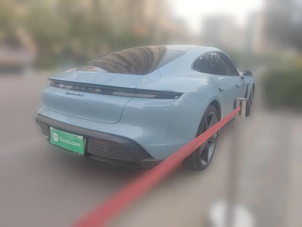 Porsche Taycan 2020 Taycan — миниатюра 6