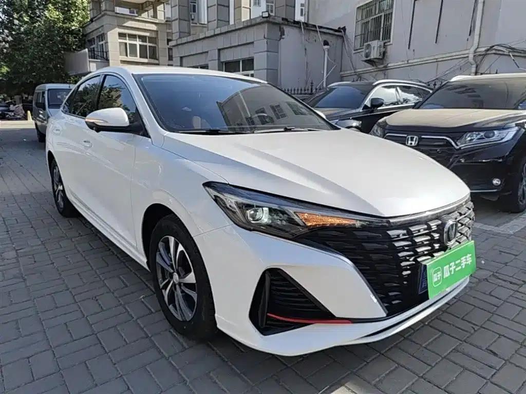 Changan Eado 2023 Enjoy Edition PLUS Blue Whale NE 1.4T GDI DCT Premium Edition — миниатюра 4