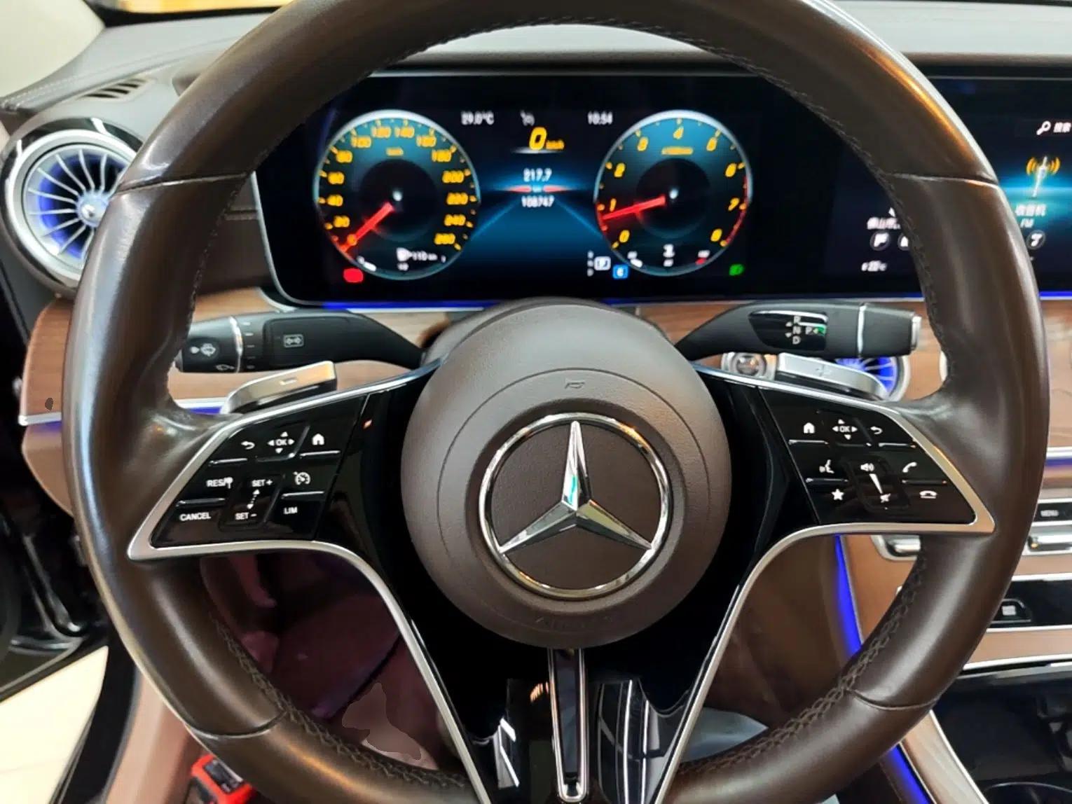 Mercedes-Benz E-Class 2021 Facelift E 260 L — миниатюра 13