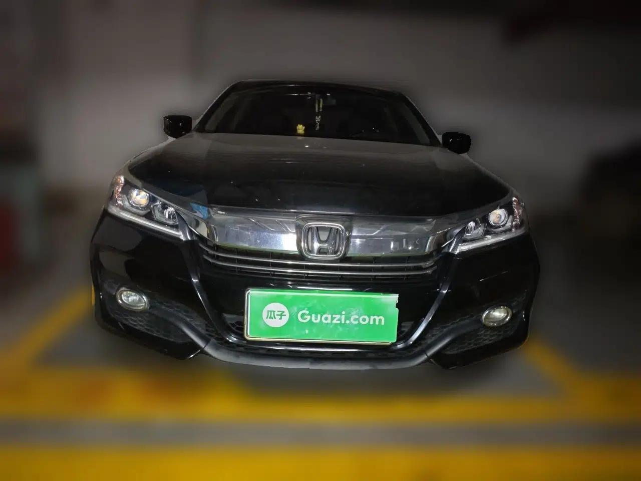Honda Accord 2016 2.0L Comfort Edition — миниатюра 2