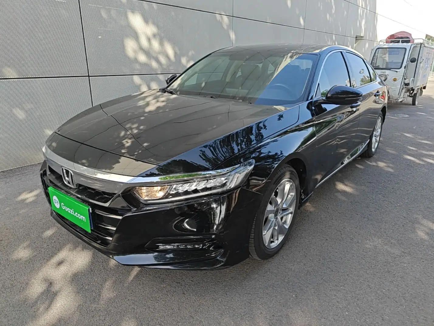 Honda Accord 2018 260TURBO Elite Edition China V — миниатюра 1