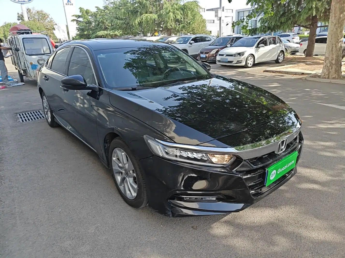Honda Accord 2018 260TURBO Elite Edition China V — миниатюра 3