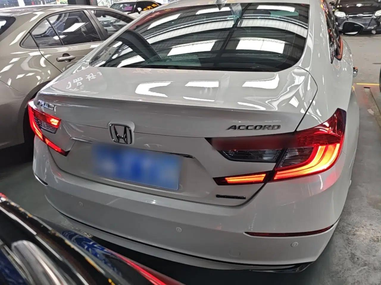 Honda Accord 2018 Rui·Hybrid 2.0L Rui Ku Edition China VI — миниатюра 5