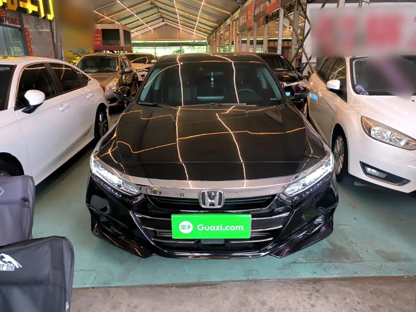 Honda Accord 2022 260TURBO Luxury Edition — миниатюра 2