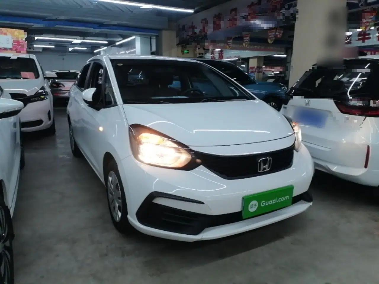 Honda Fit 2021 1.5L CVT Trend Edition — миниатюра 3