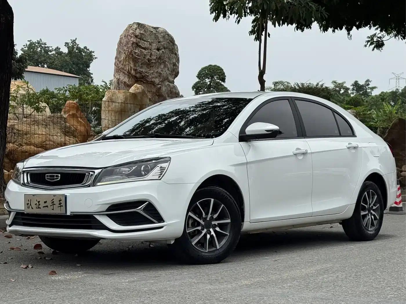 Geely Emgrand 2019 Leading Edition 1.5L CVT Luxury Model (National V Emission Standard) — миниатюра 1