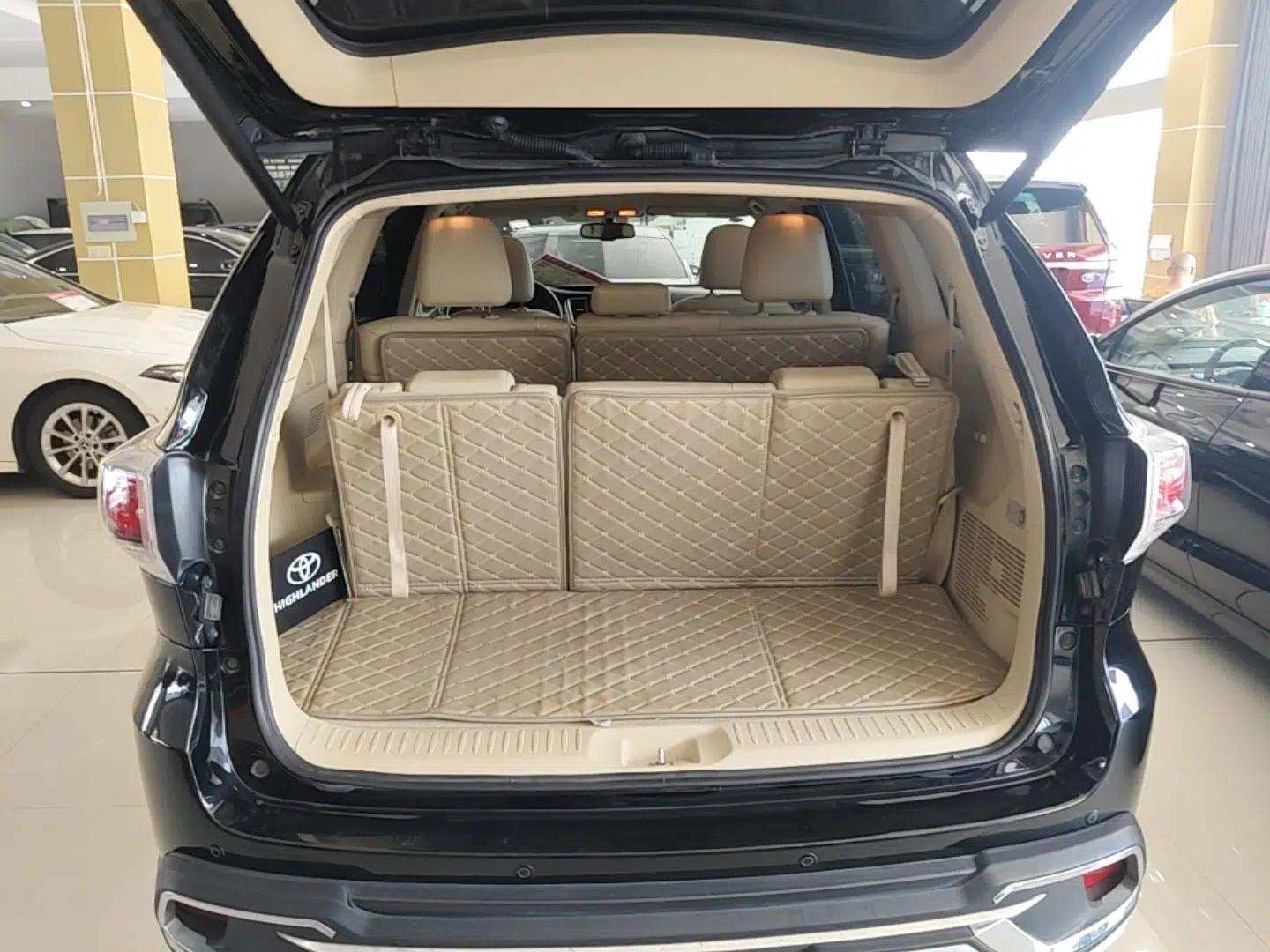 Toyota Highlander 2017 2.0T Two-Wheel Drive Luxury Edition 7 Seats — миниатюра 22