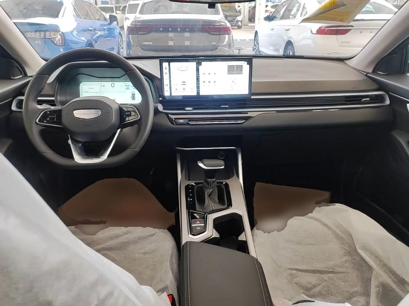 Geely Auto Emgrand 2026 Model 4th Generation 4 Millionth Anniversary Edition 1.5L CVT Feiyue Edition — миниатюра 13