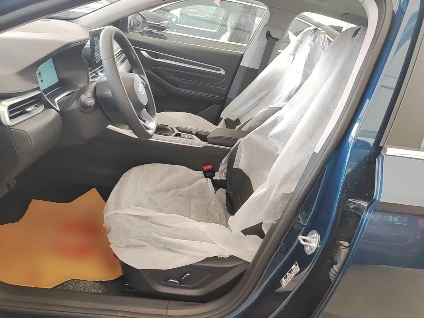 Geely Auto Emgrand 2026 Model 4th Generation 4 Millionth Anniversary Edition 1.5L CVT Feiyue Edition — миниатюра 18