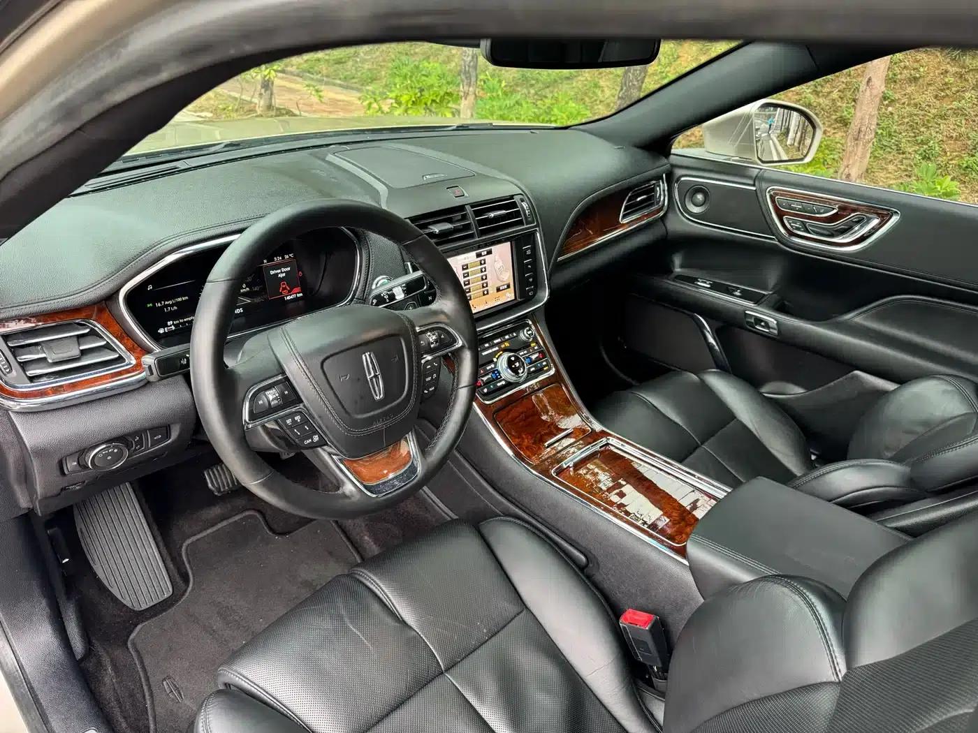Lincoln Continental 2017 3.0T AWD Reserve — миниатюра 15