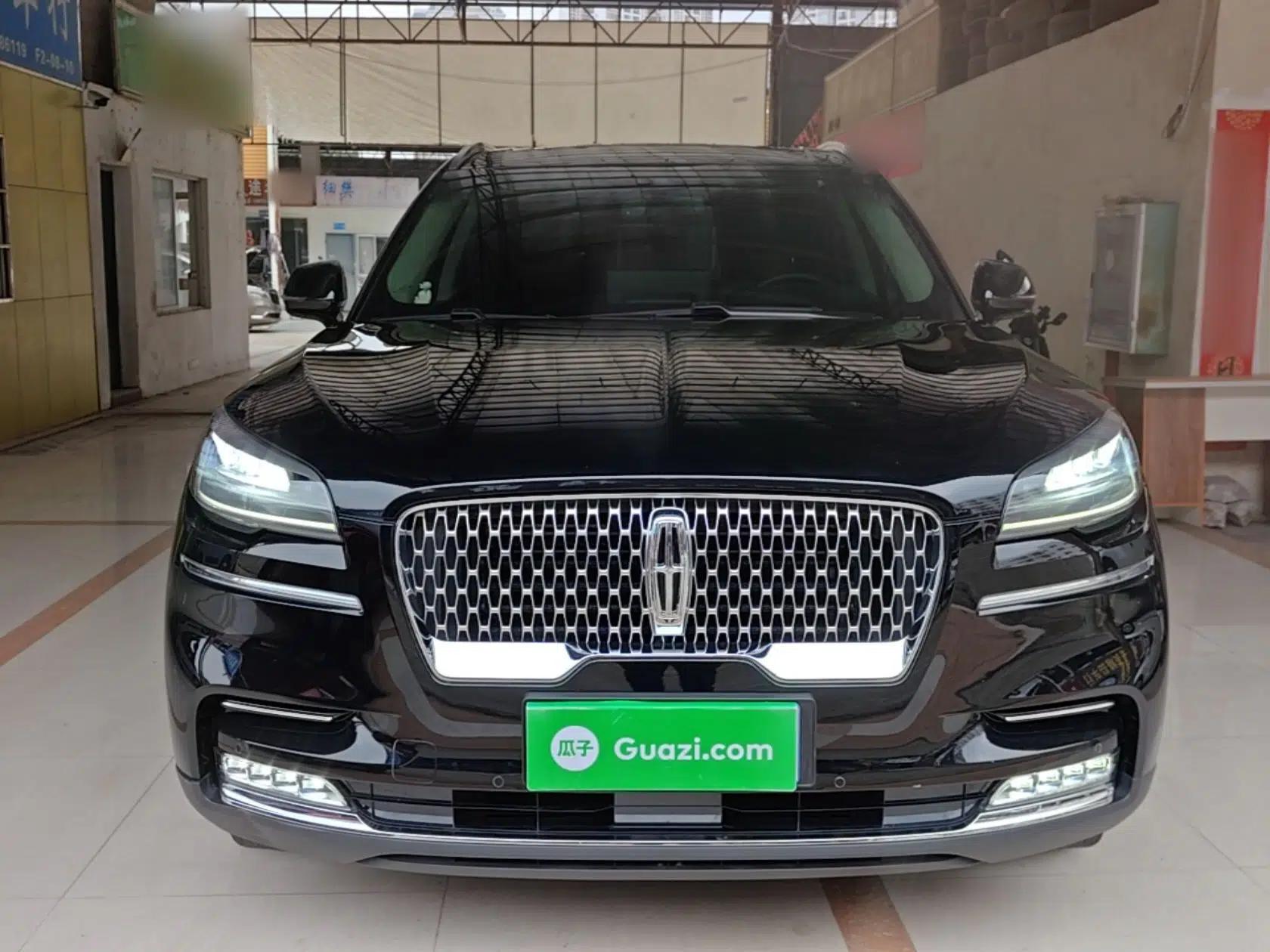 Lincoln Aviator 2022 3.0T V6 Four-Wheel Drive Luxury Edition — миниатюра 2