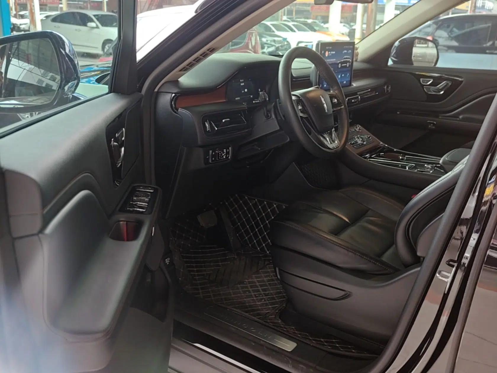 Lincoln Aviator 2022 3.0T V6 Four-Wheel Drive Luxury Edition — миниатюра 19