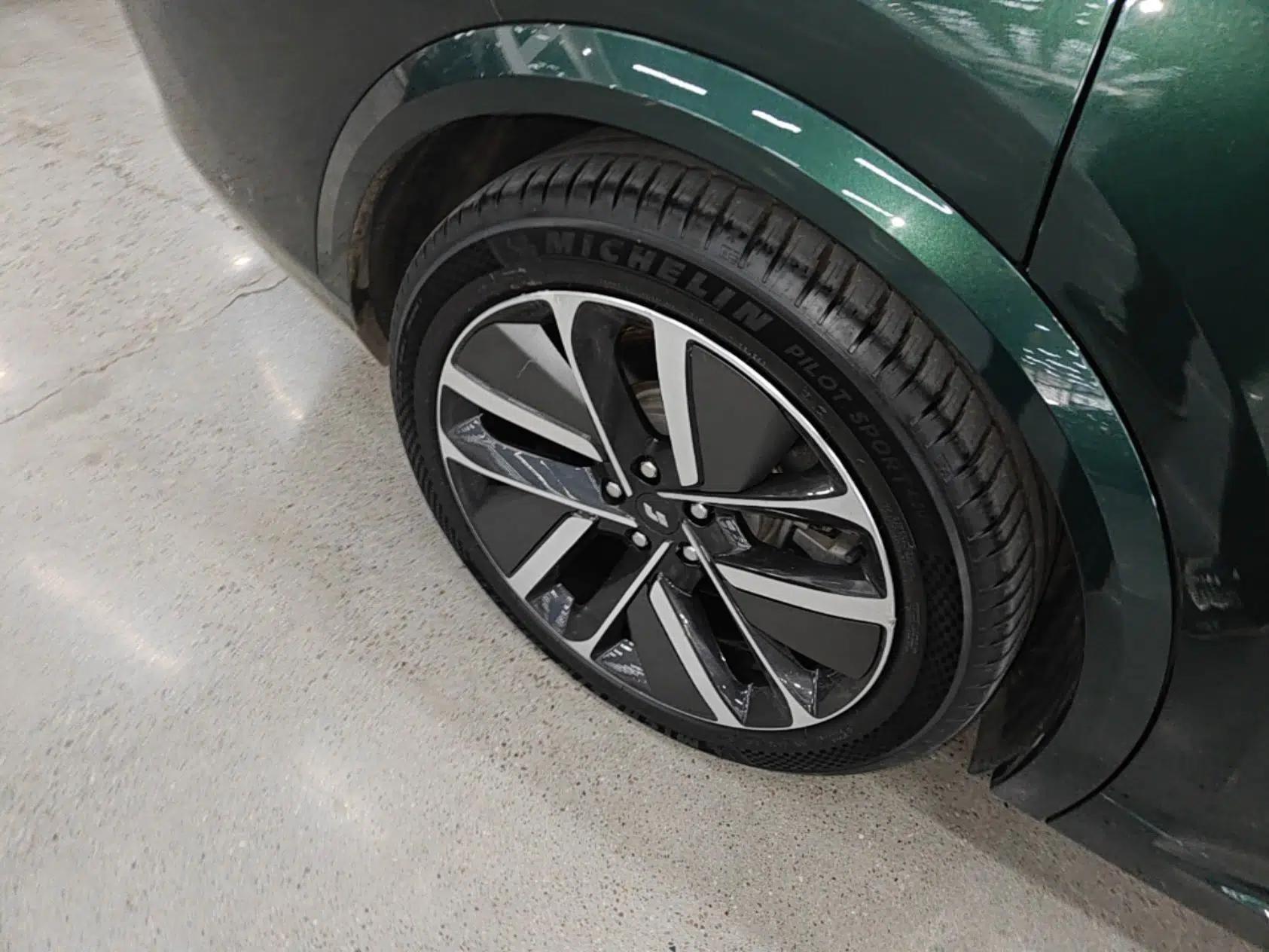 Li Auto L8 2023 Pro Model — миниатюра 10