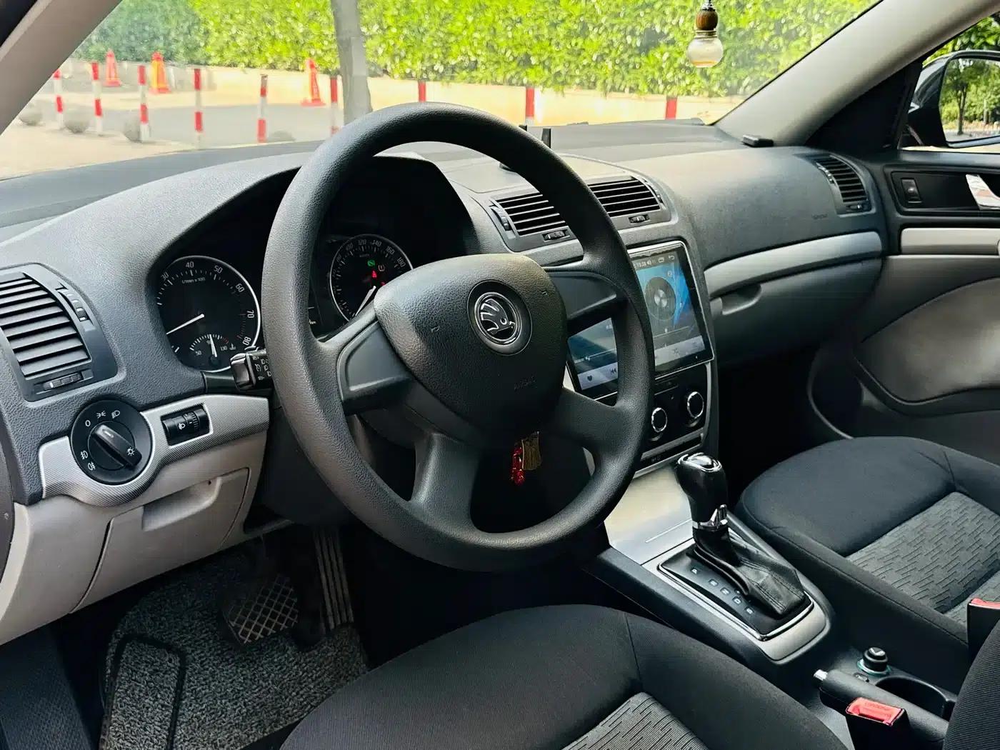 Octavia 2014 1.6L Automatic Elite Edition — миниатюра 10