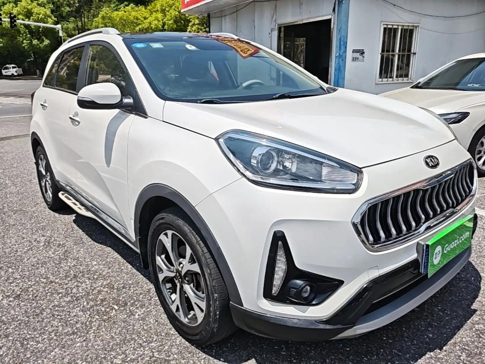Kia KX3 2019 1.6L Automatic Fashion Sunroof Edition — миниатюра 3