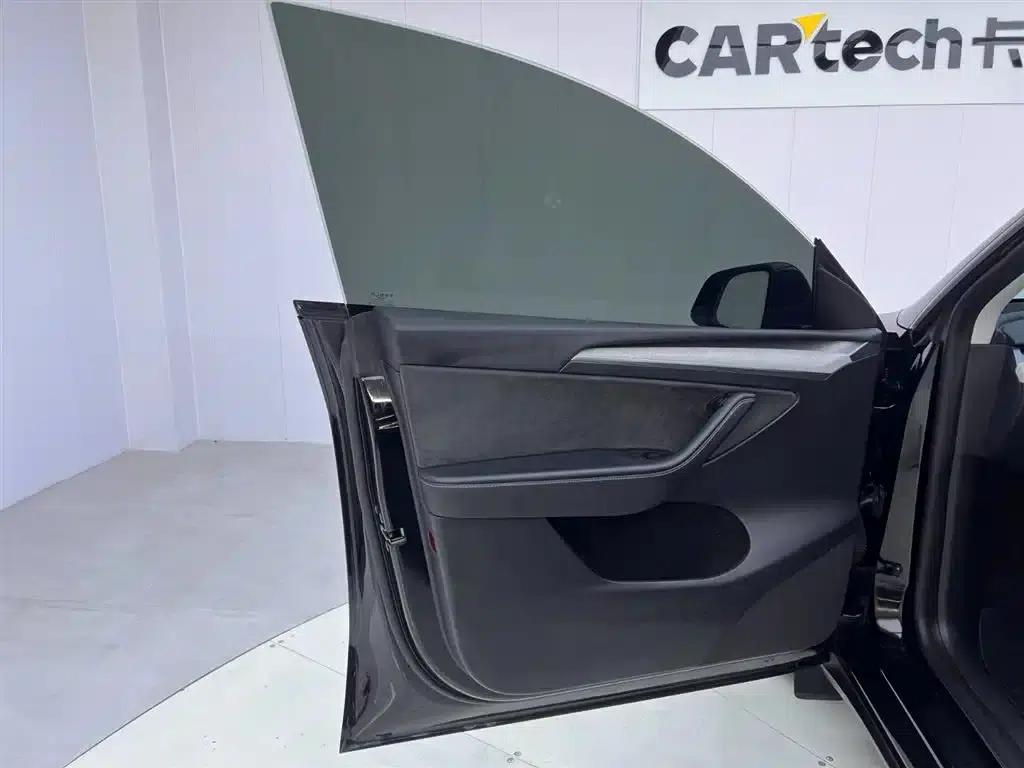 Model Y 2023 Rear-Wheel Drive — миниатюра 15