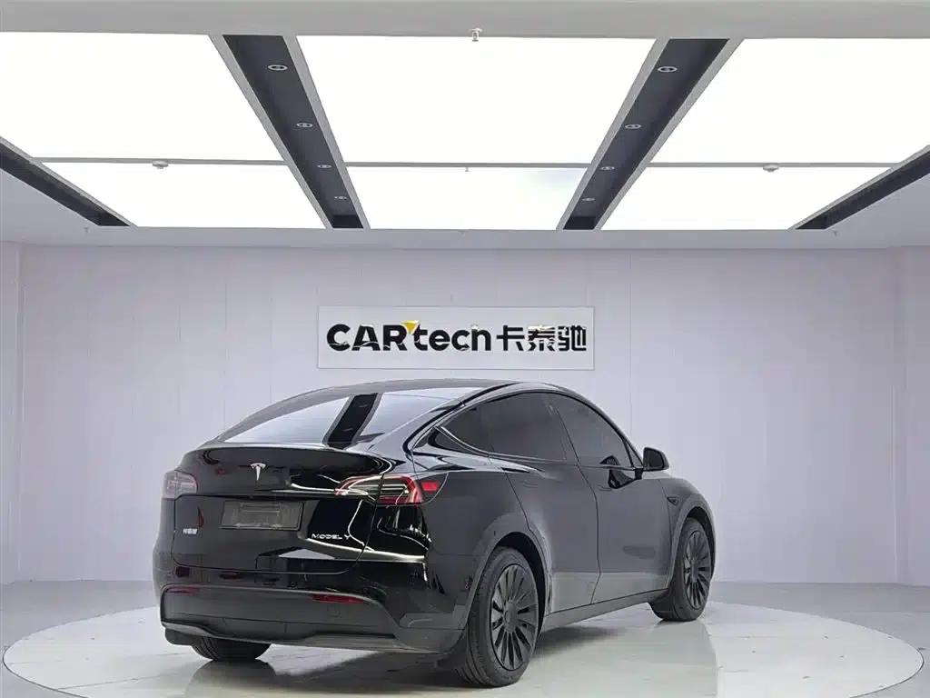 Model Y 2023 Rear-Wheel Drive — миниатюра 5