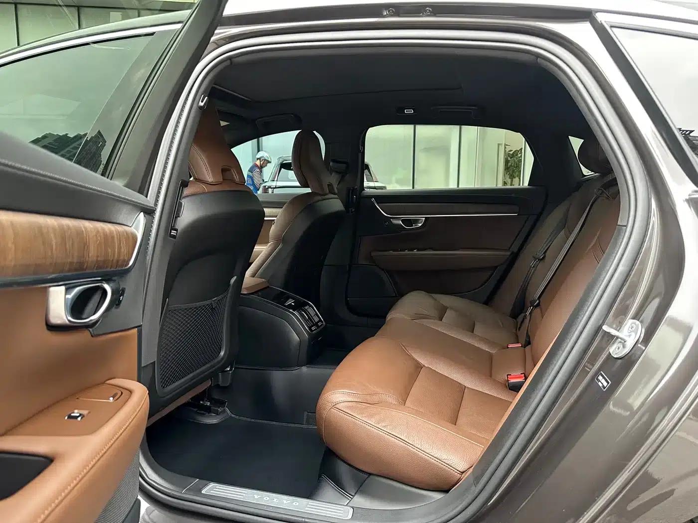 2024 Volvo S90 B5 Inscription Luxury Edition — миниатюра 9