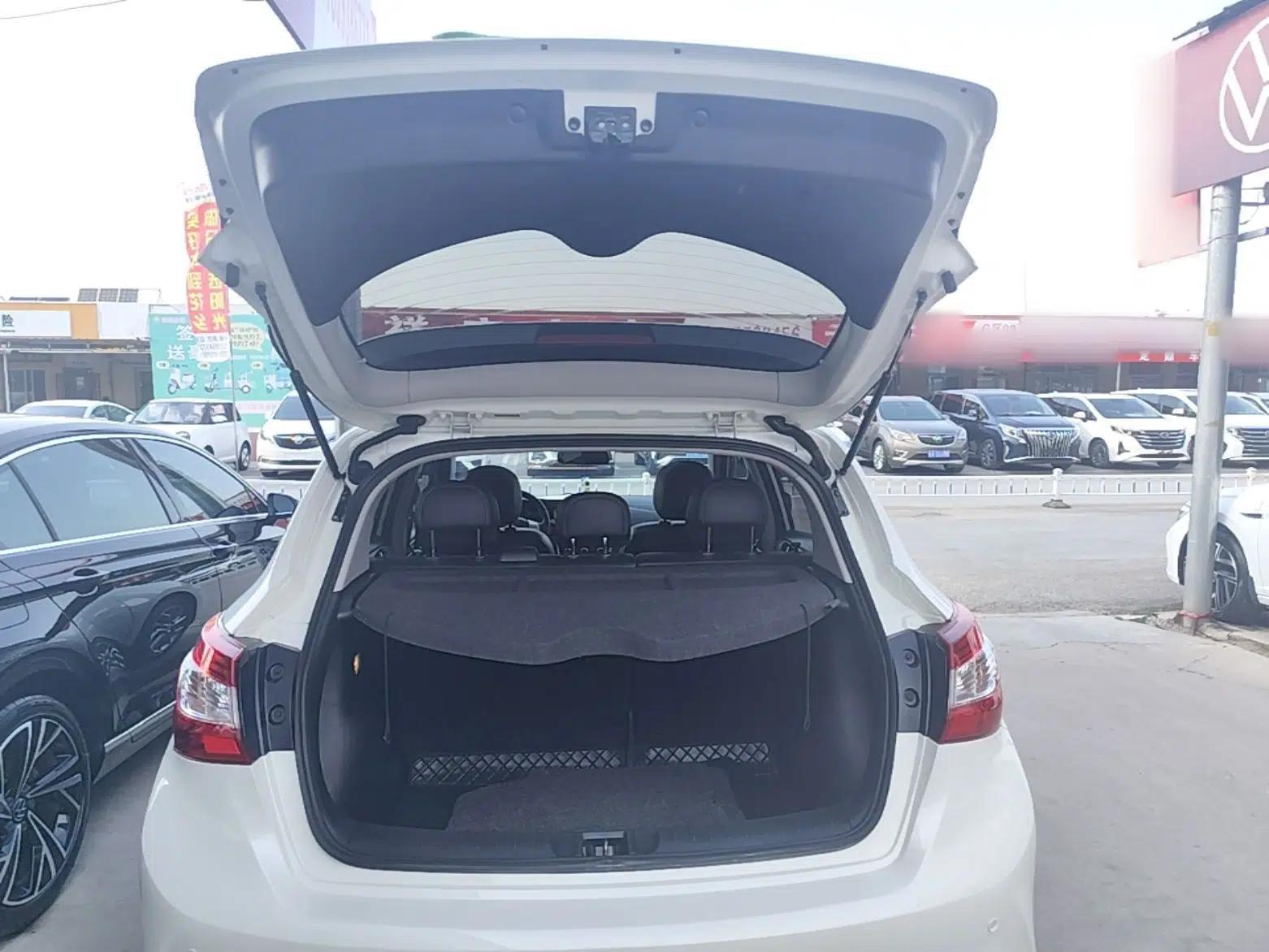 Nissan Tiida 2021 1.6L CVT Smart Drive Edition — миниатюра 22