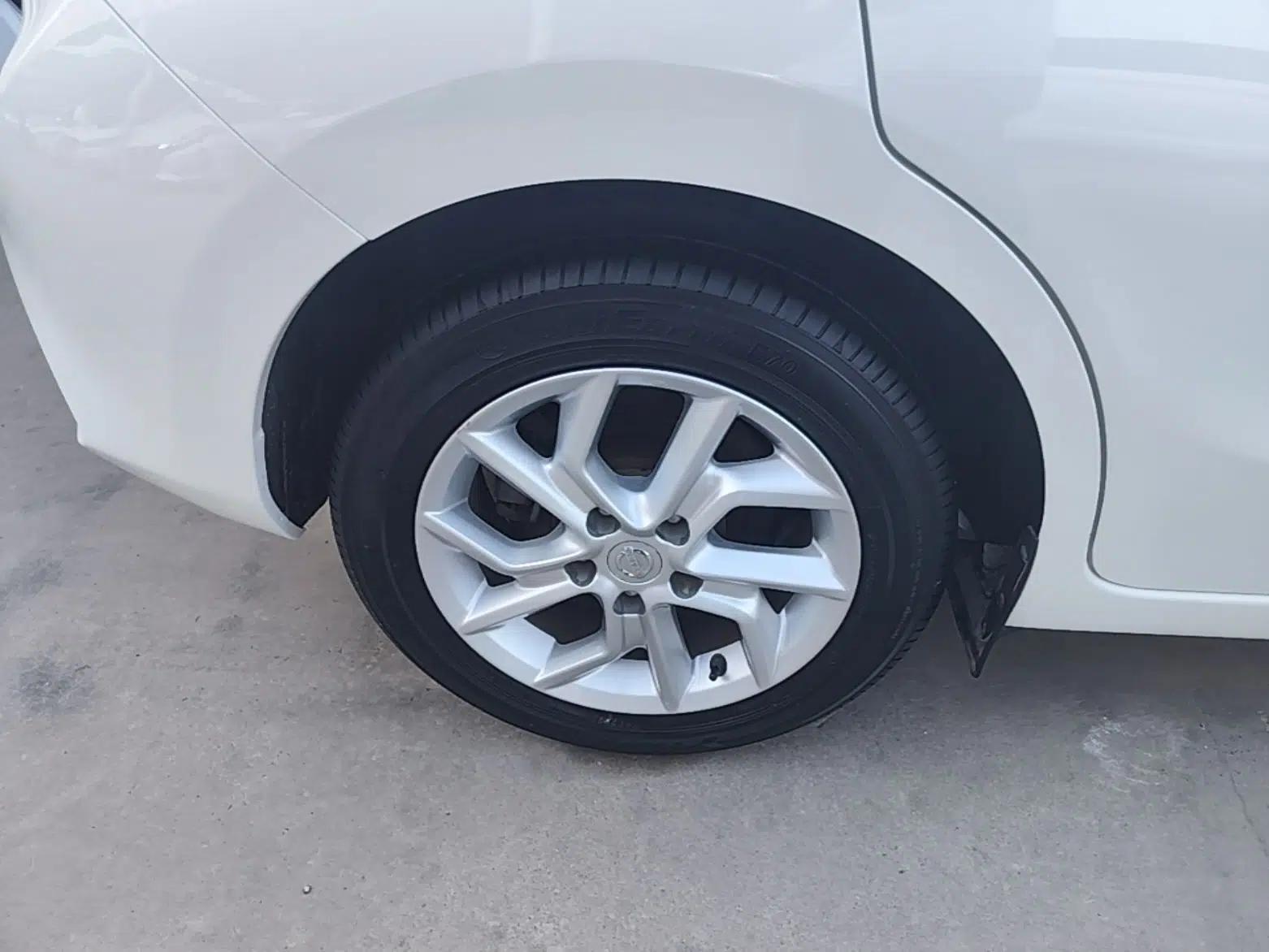Nissan Tiida 2021 1.6L CVT Smart Drive Edition — миниатюра 10