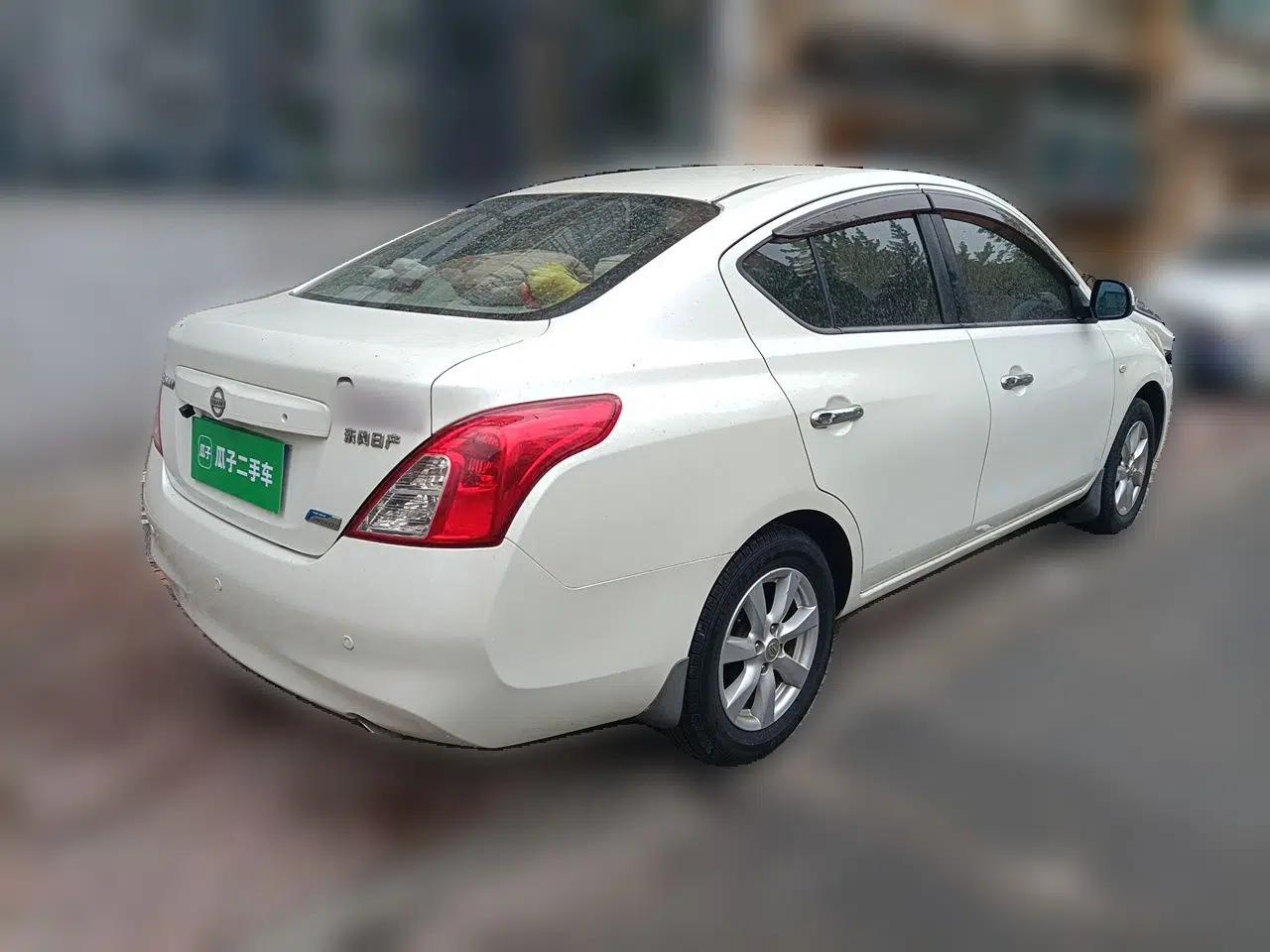 Nissan Sunny 2011 1.5XL CVT Luxury Edition — миниатюра 6