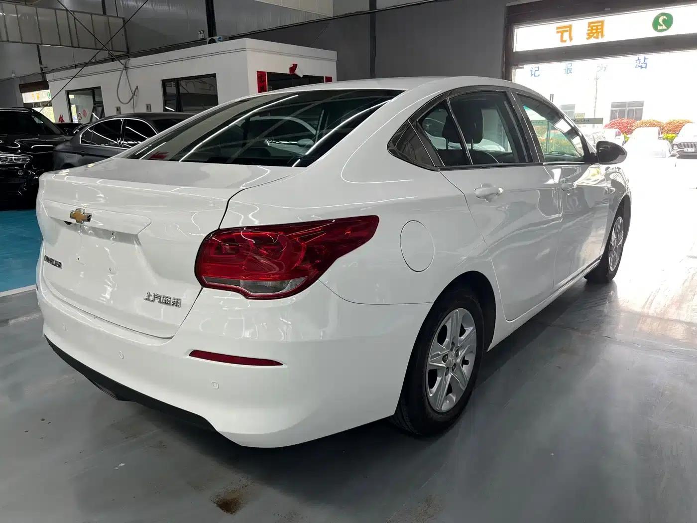 Chevrolet Cruze 2016 1.5L Automatic Premium Edition — миниатюра 4