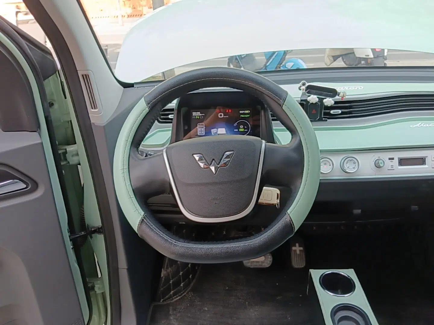 Wuling Hongguang MINIEV 2021 Macaron Fashion Model Lithium Iron Phosphate — миниатюра 14