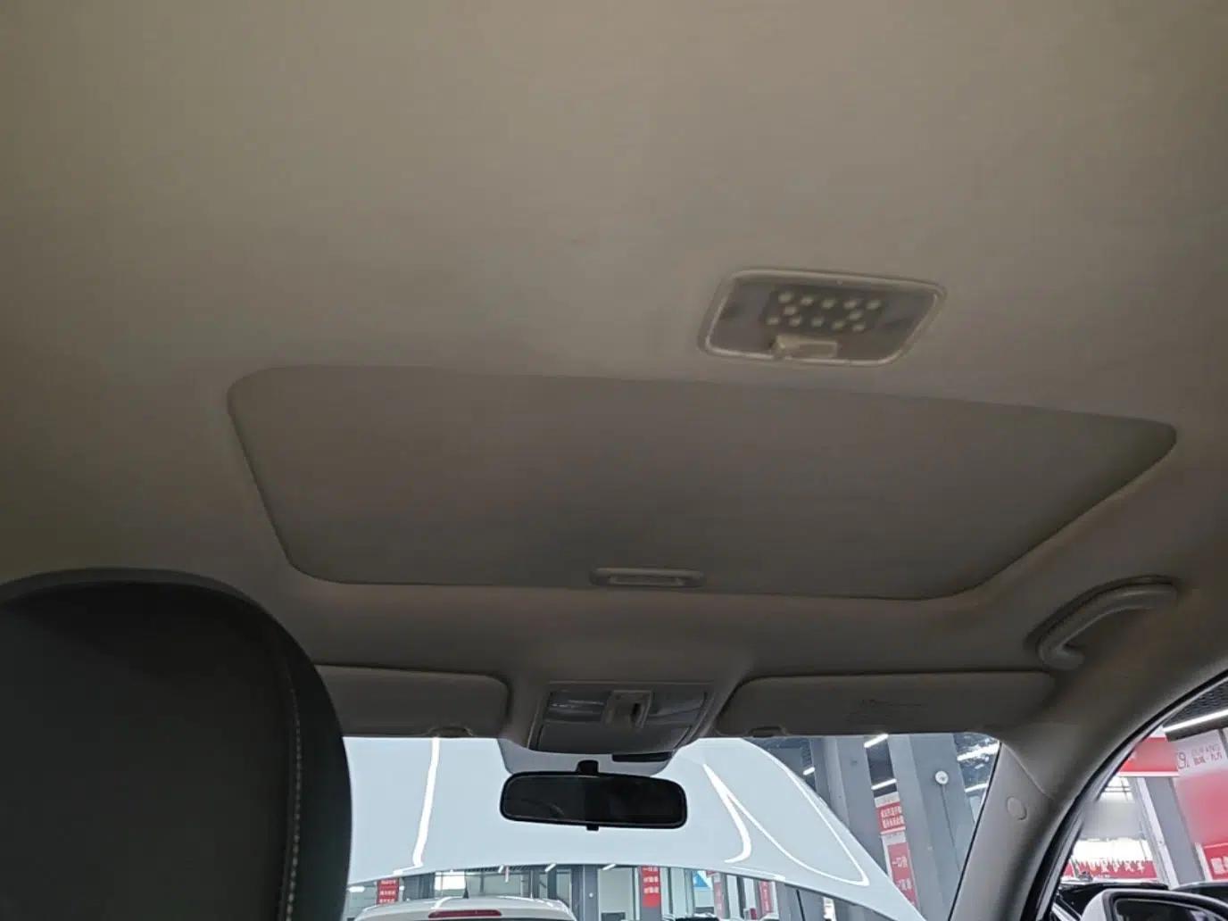 Kia Sportage R 2015 2.0L Automatic Two-Wheel Drive GL — миниатюра 17