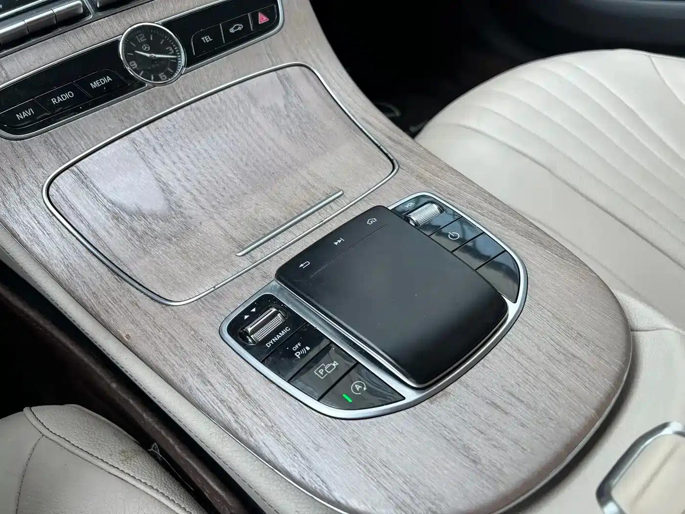 2018 Mercedes-Benz CLS 300 Dynamic — миниатюра 14