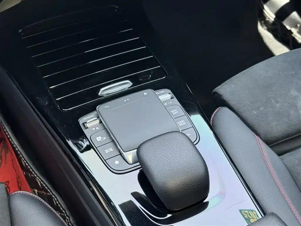 Imported Mercedes-Benz CLA 2023 CLA 200 4MATIC — миниатюра 17