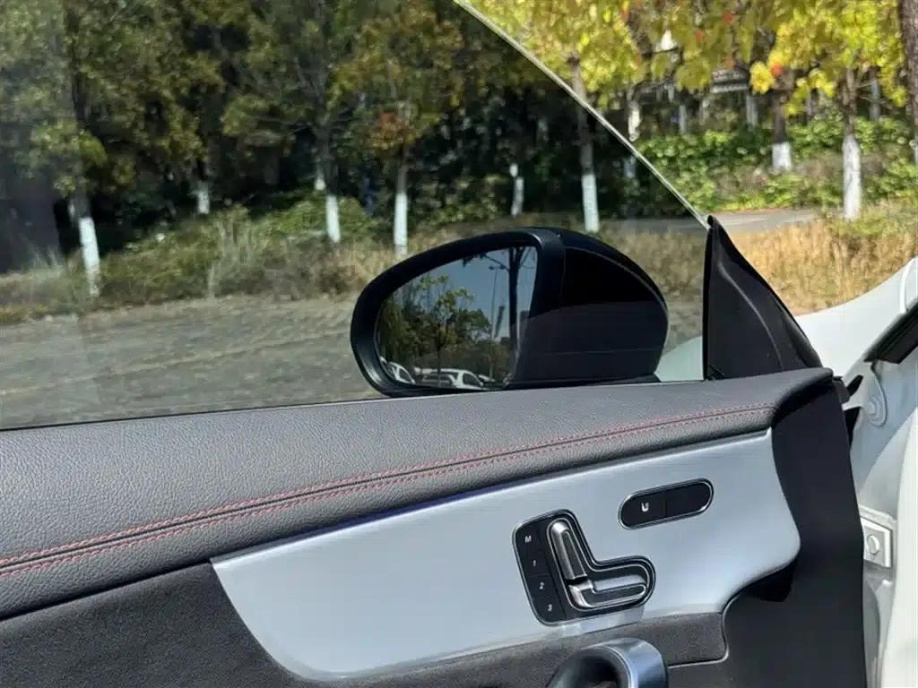 Imported Mercedes-Benz CLA 2023 CLA 200 4MATIC — миниатюра 10