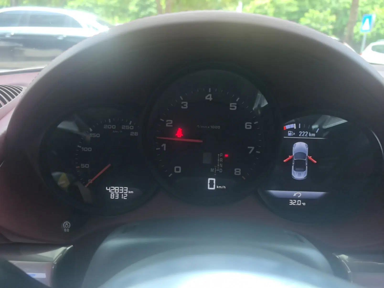 Porsche 718 2018 Boxster 2.0T — миниатюра 15