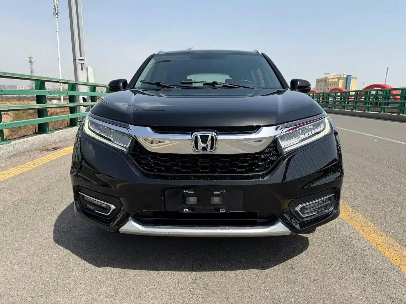 2017 Honda Avancier 370TURBO 4WD Premium Edition — миниатюра 2