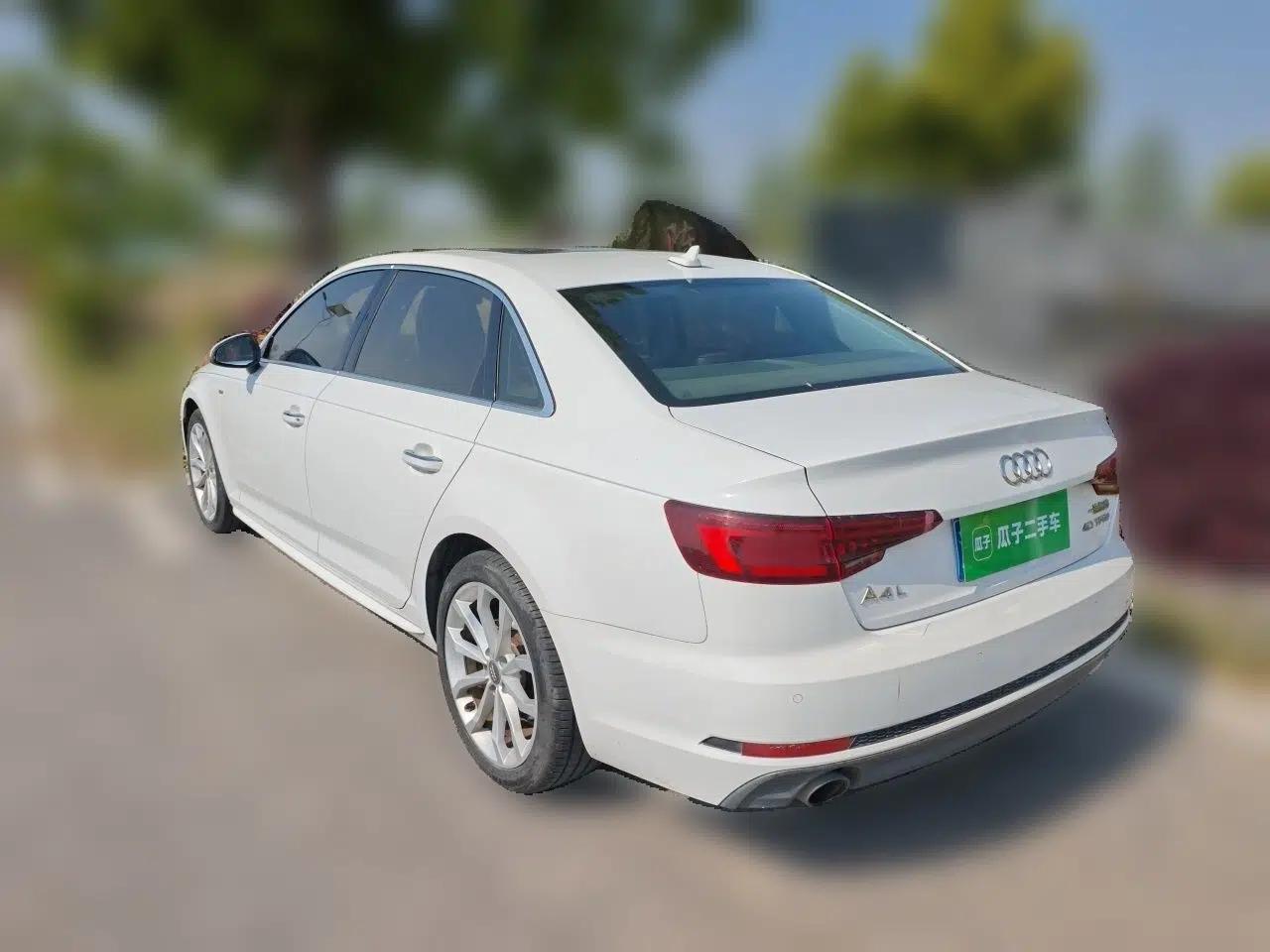 Audi A4L 2018 30th Anniversary Edition 40 TFSI Fashion Model — миниатюра 4