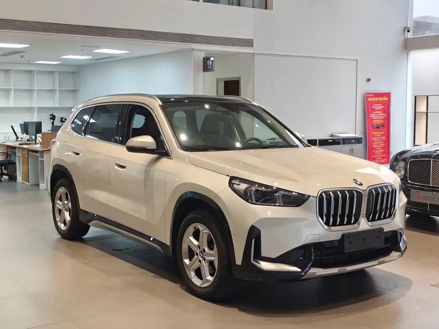 2023 BMW X1 sDrive20Li X Design Package — миниатюра 3